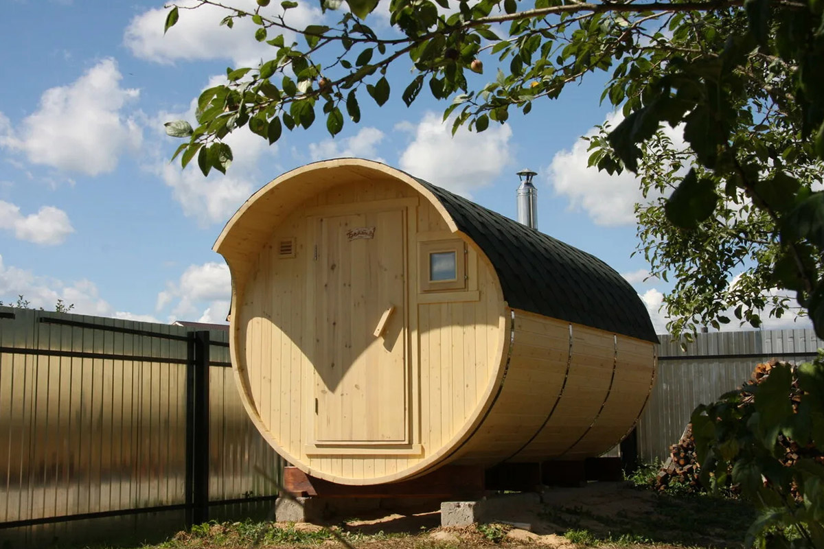 Barrel Sauna Room